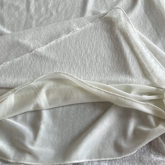 NWT Women’s sleeveless top off white size Small - Picture 8 of 9
